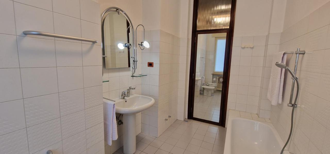 Forumguesthouse Verdi Centro Storico بارما المظهر الخارجي الصورة